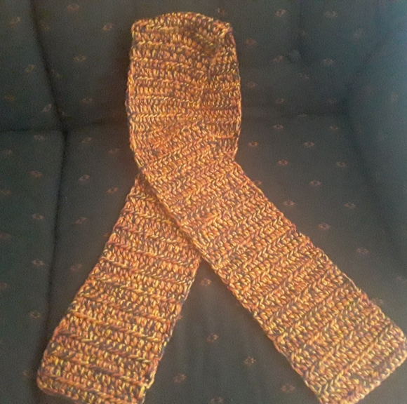 NWOT handmade scarf(Fall) - Picture 3 of 3